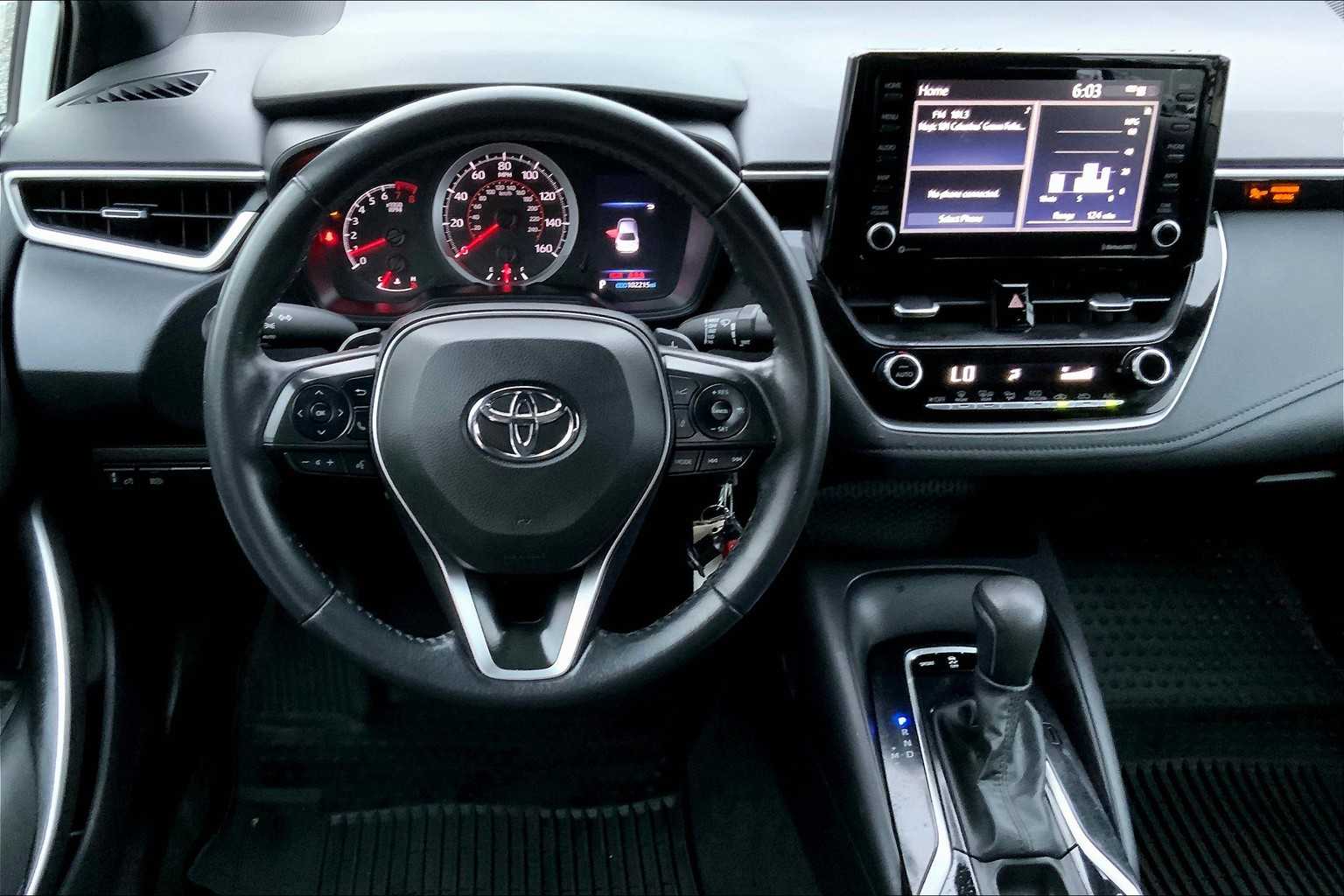 2022 Toyota Corolla SE photo 5