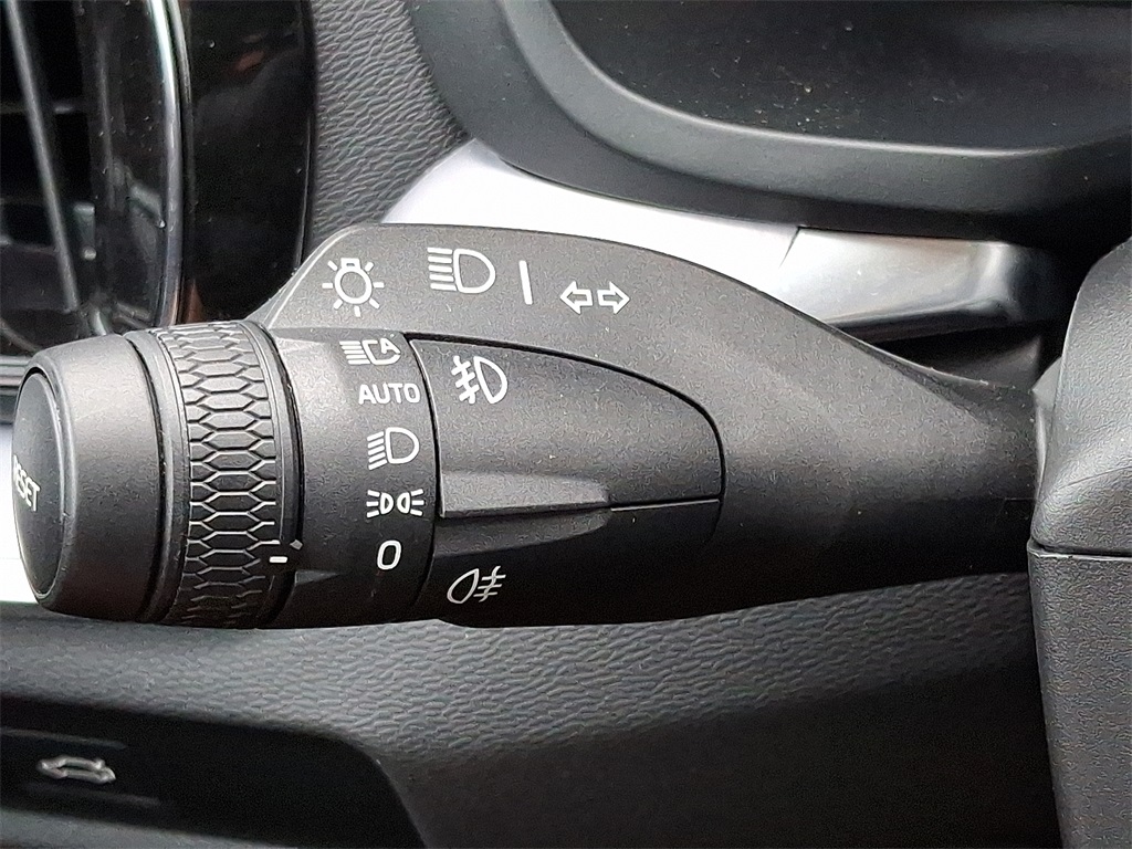 2025 Volvo S60 B5 Core photo 26