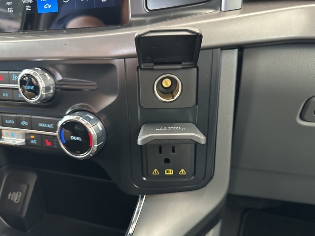 2025 Ford F-150 XLT photo 27