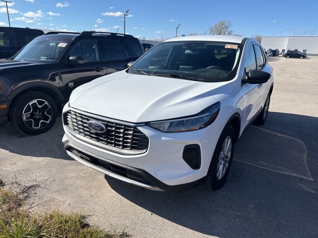 2023 Ford Escape Active photo 3