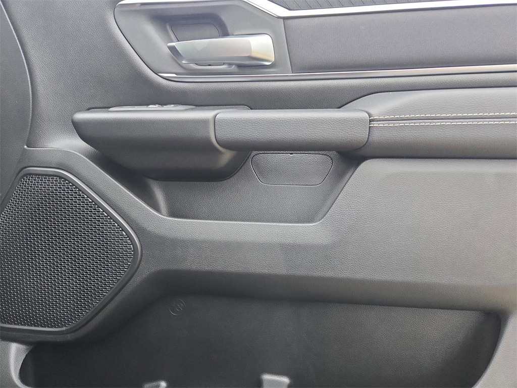 2025 Ram 1500 Big Horn Lone Star photo 29