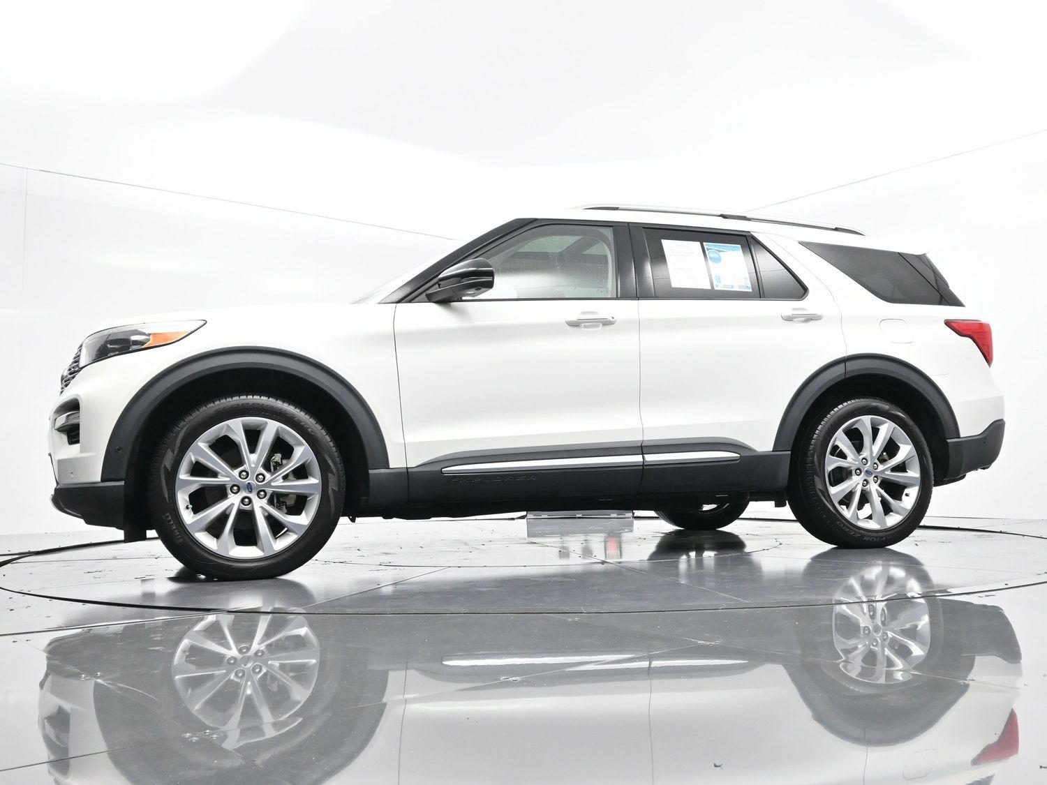2022 Ford Explorer Platinum photo 47