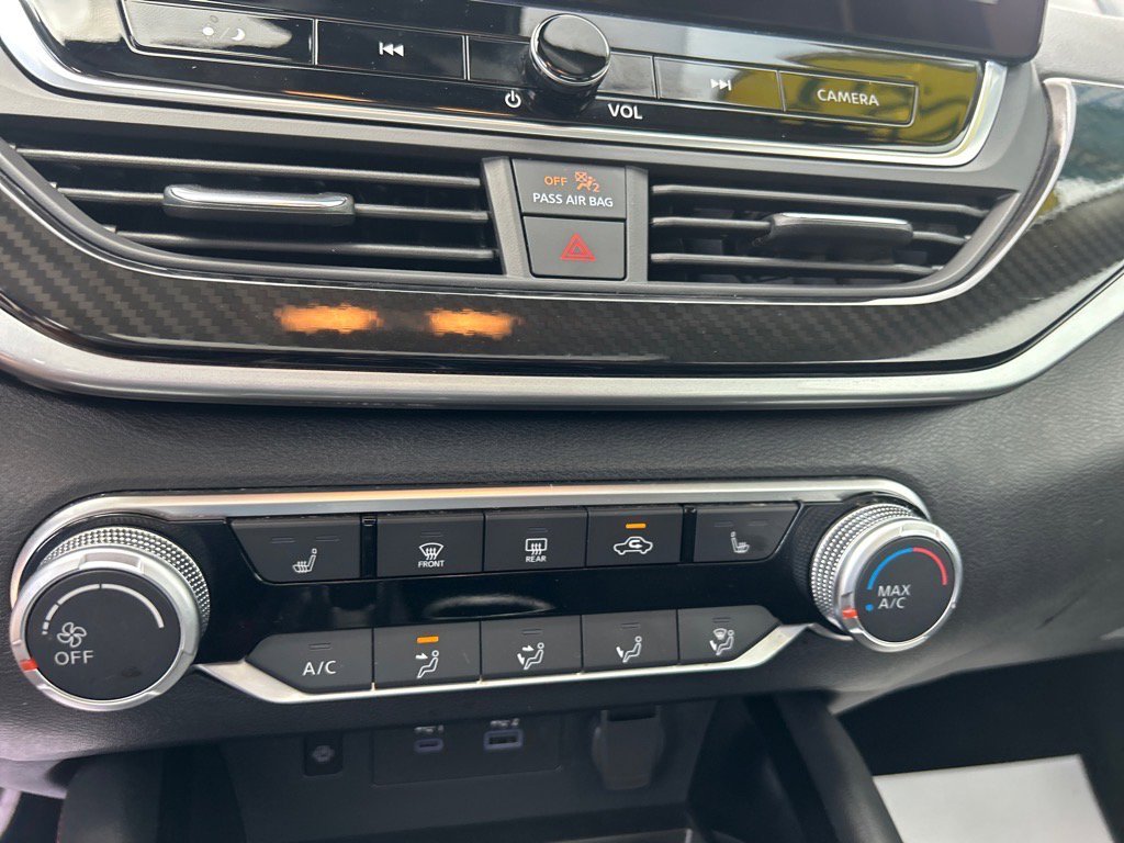 2023 Nissan Altima 2.5 SR photo 20