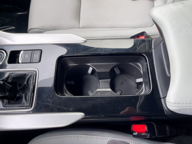 2024 Mitsubishi Eclipse Cross SEL photo 28