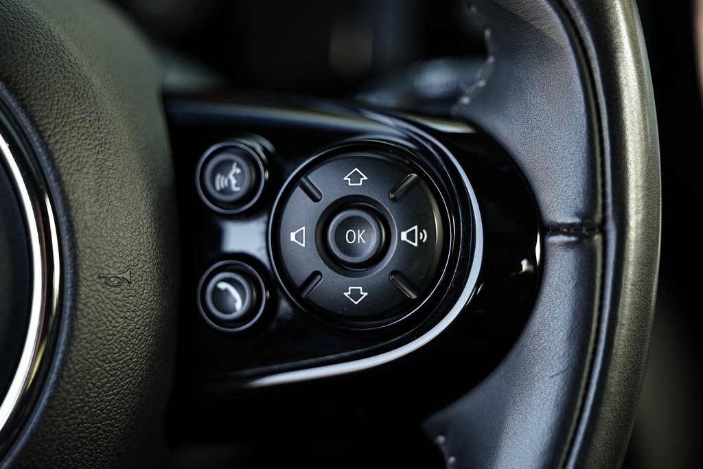 2020 Mini Cooper Signature photo 28
