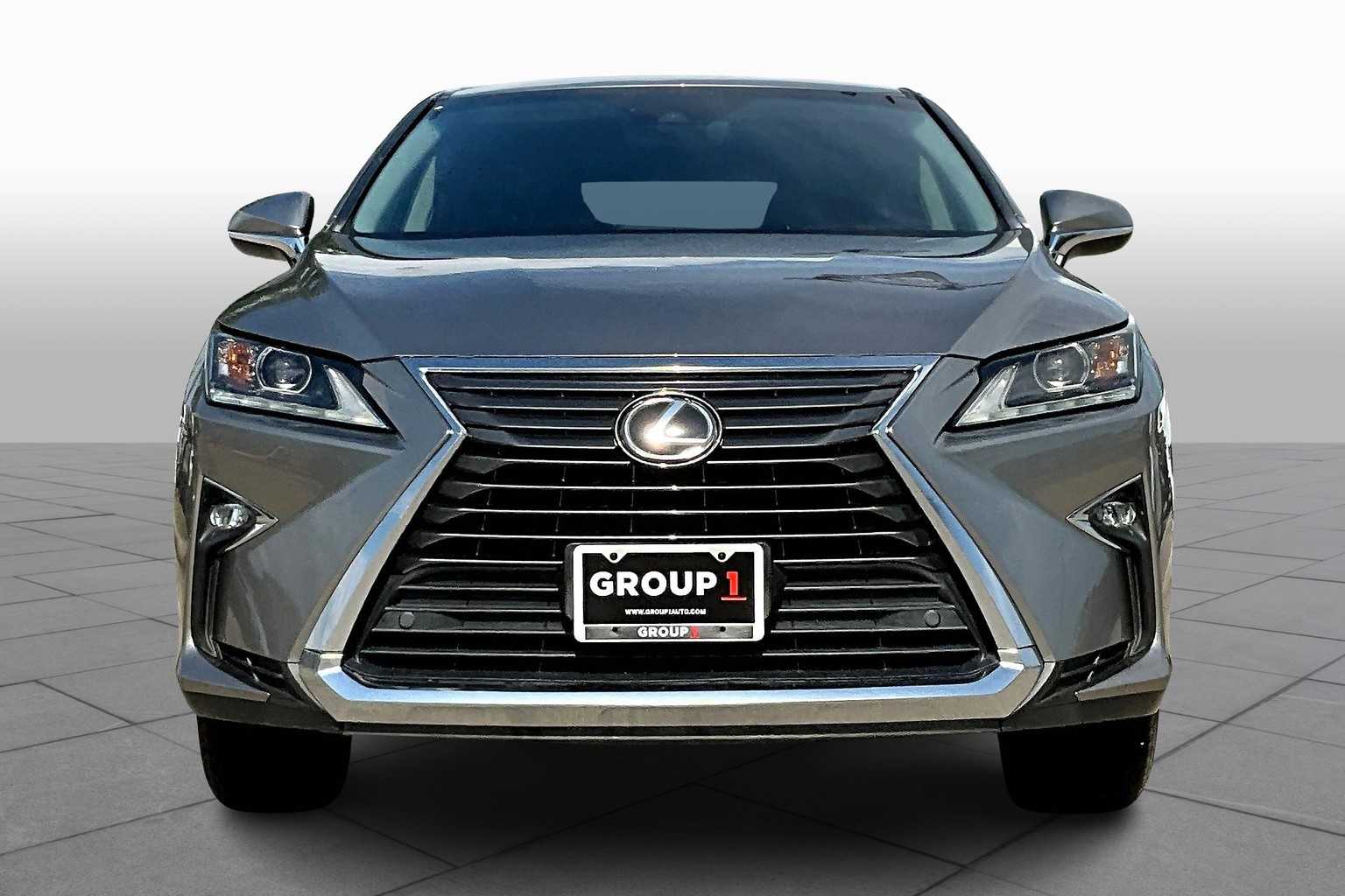 2018 Lexus RX photo 3