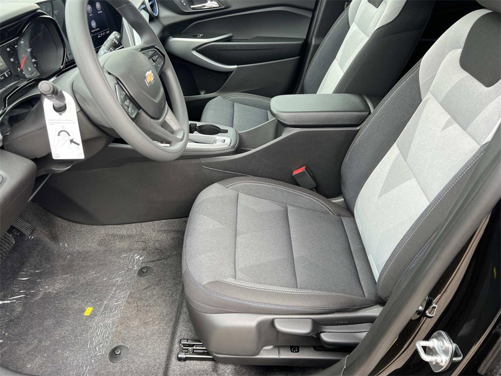 2026 Chevrolet Trax LS photo 12