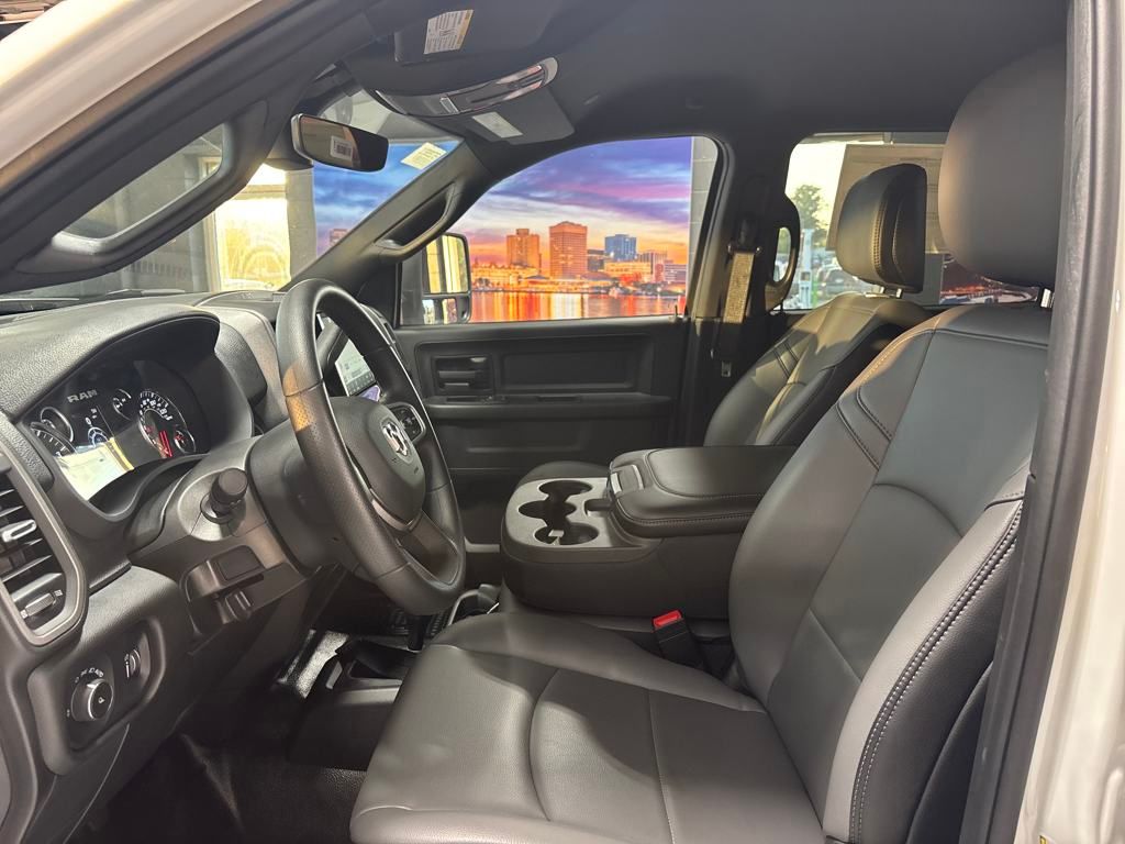 2024 Ram 3500 Tradesman photo 12