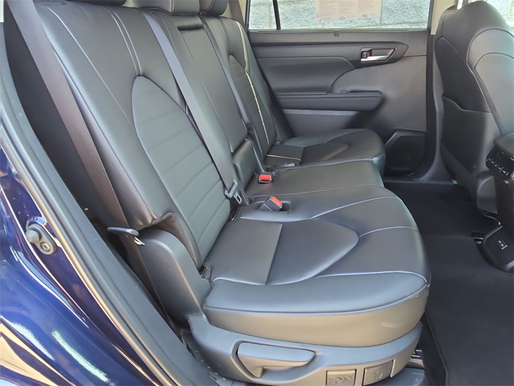2024 Toyota Highlander Hybrid XLE photo 36