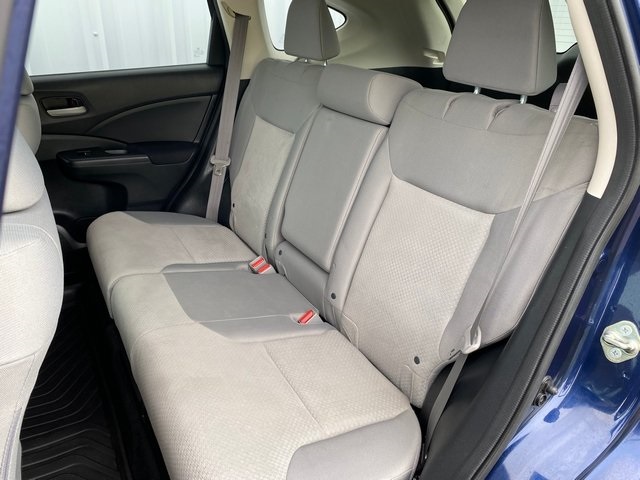 2016 Honda CR-V SE photo 16