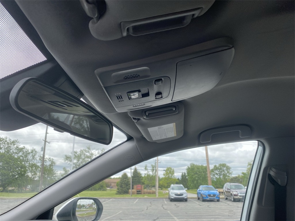 2023 Toyota Camry SE photo 24