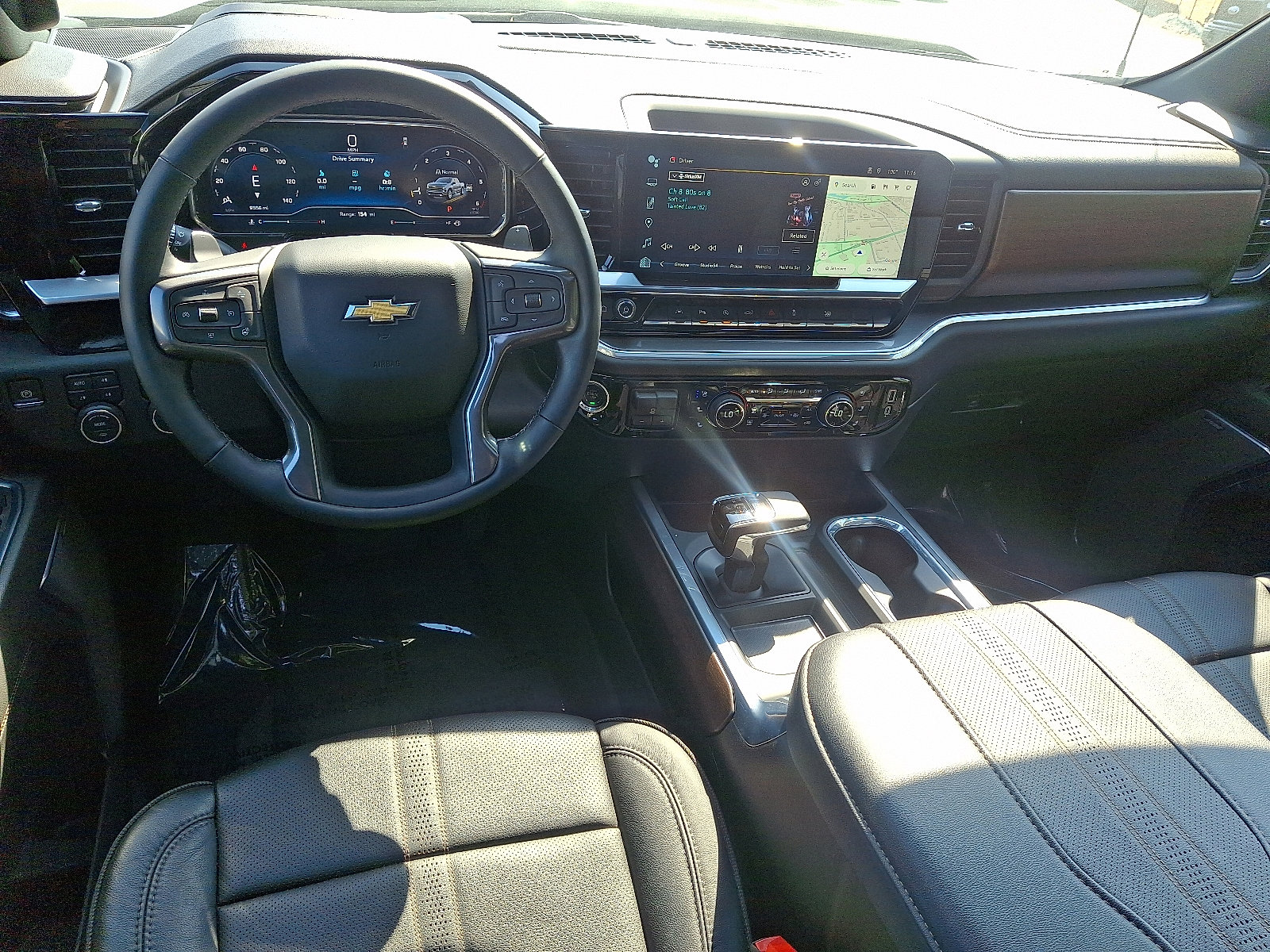 2024 Chevrolet Silverado 1500 High Country photo 11