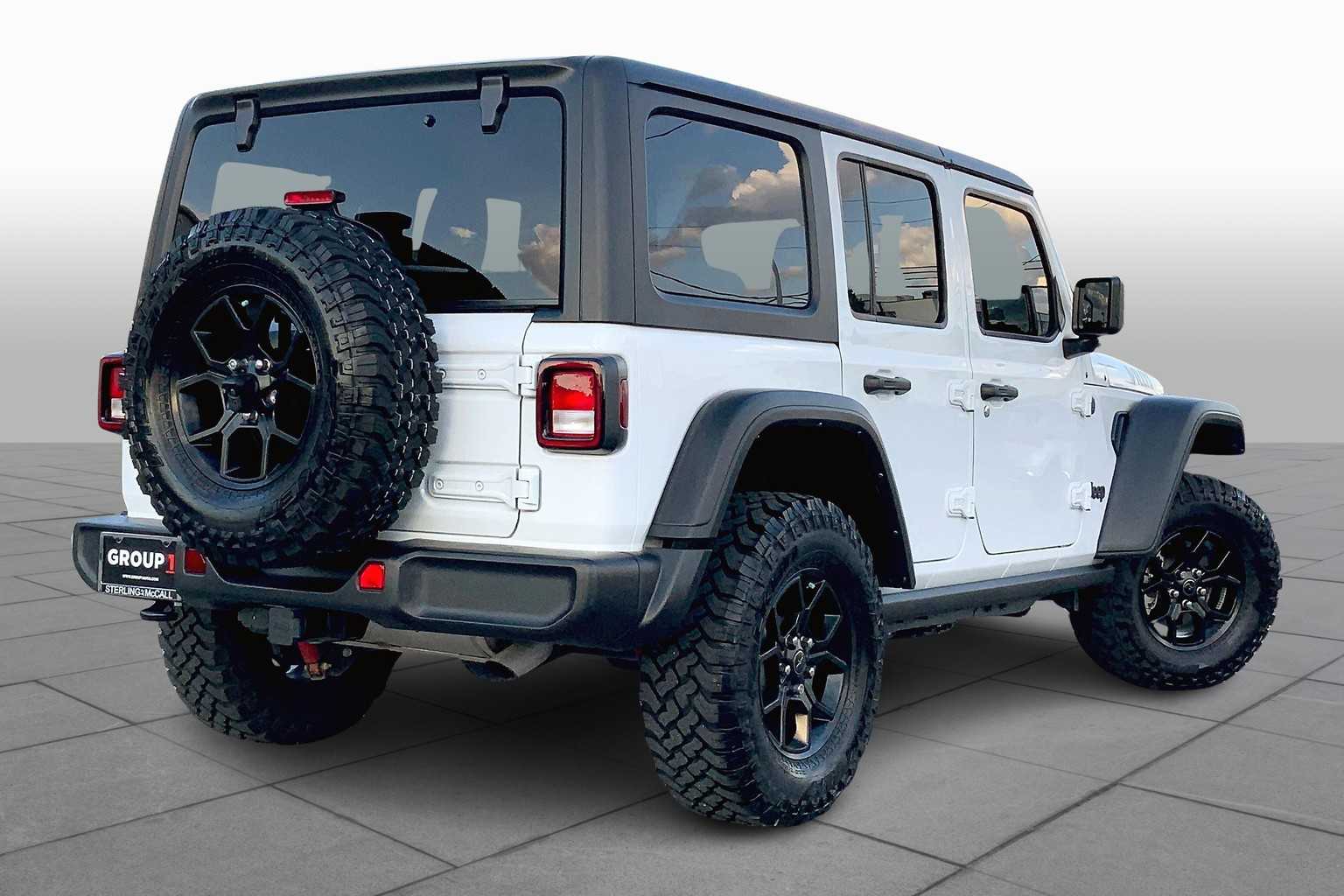 2024 Jeep Wrangler Willys photo 11