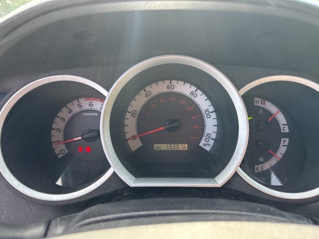 2013 Toyota Tacoma PreRunner photo 2