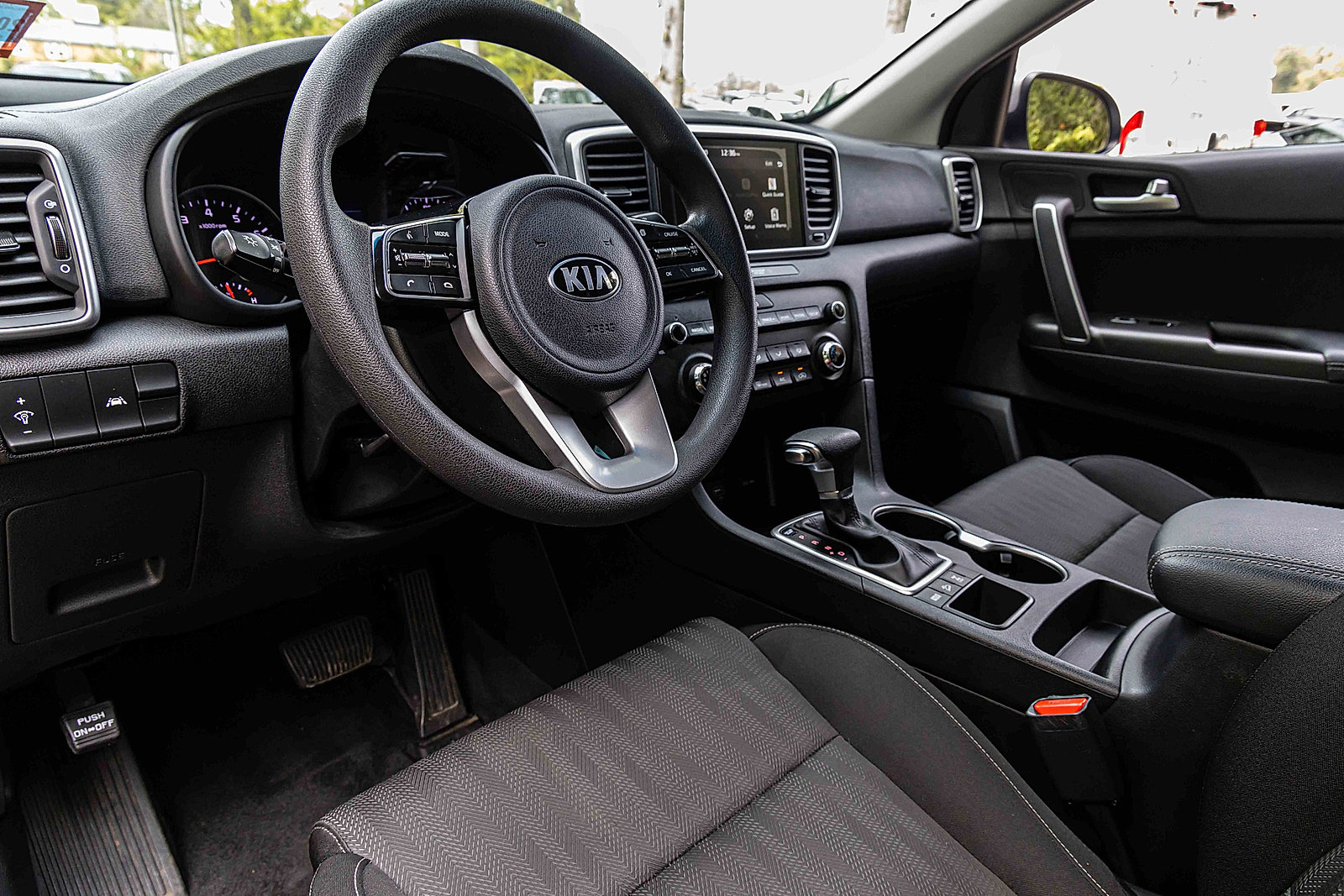 2020 Kia Sportage LX photo 7