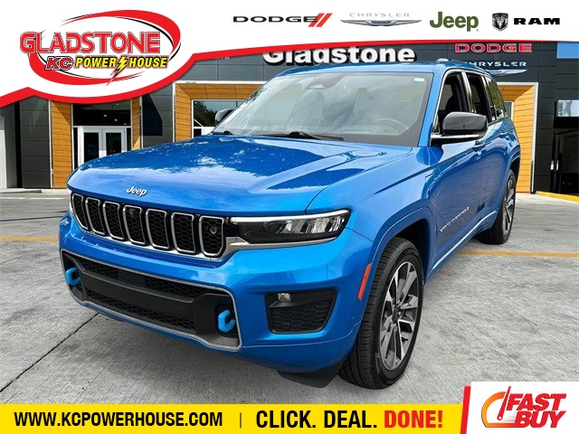 2023 Jeep Grand Cherokee Overland 4xe's photo