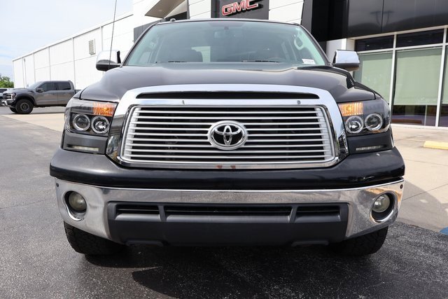2013 Toyota Tundra Platinum photo 2