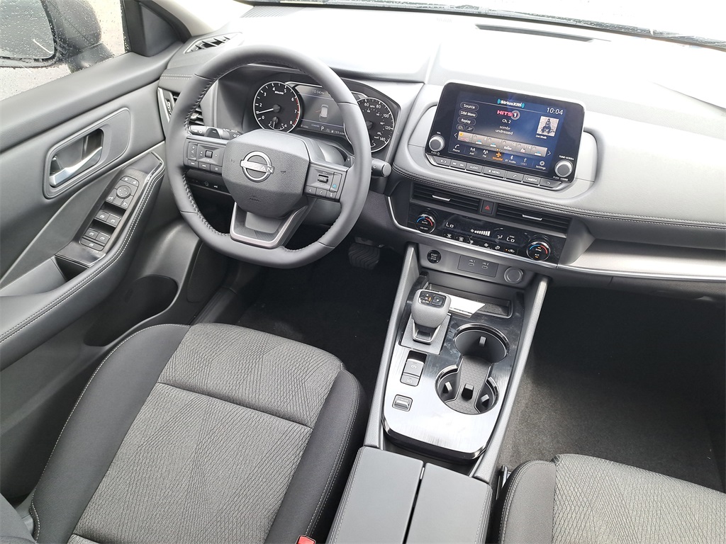 2026 Nissan Rogue SV photo 15