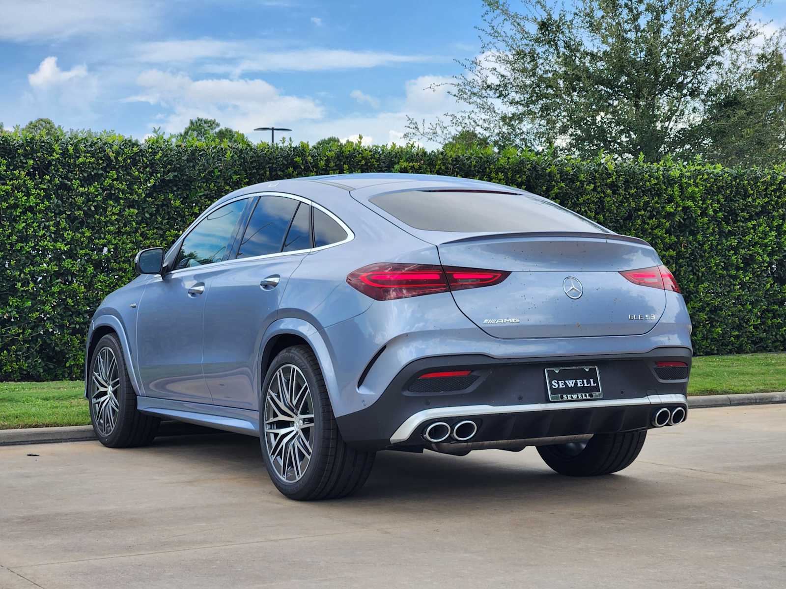 2026 Mercedes Benz GLE AMG 53 4MATIC photo 3