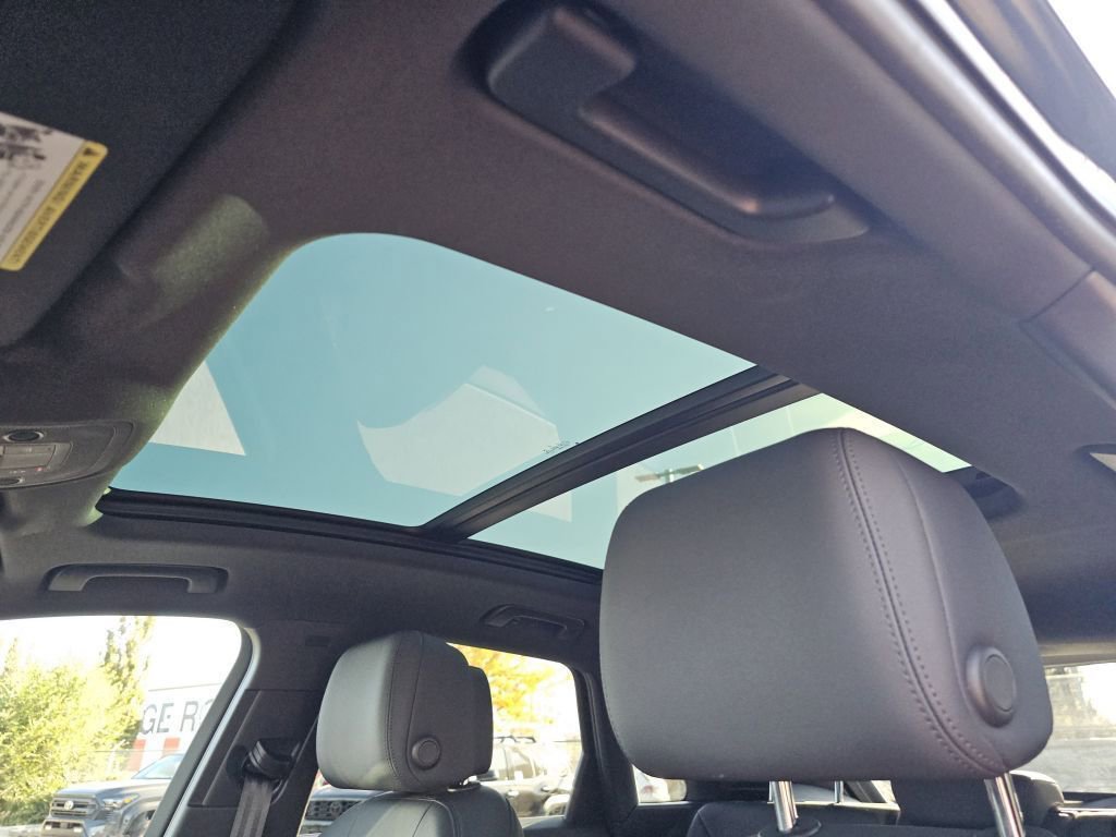 2022 Audi Q3 Premium photo 2