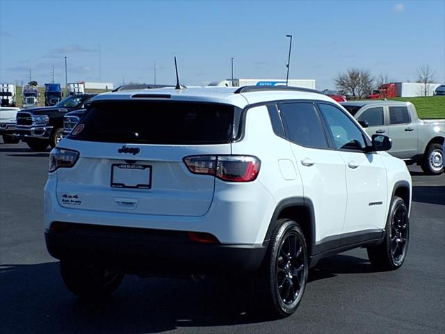 2025 Jeep Compass Latitude photo 10