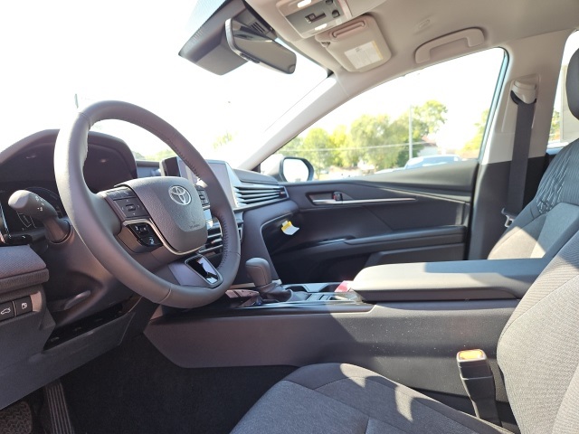 2026 Toyota Camry LE photo 25