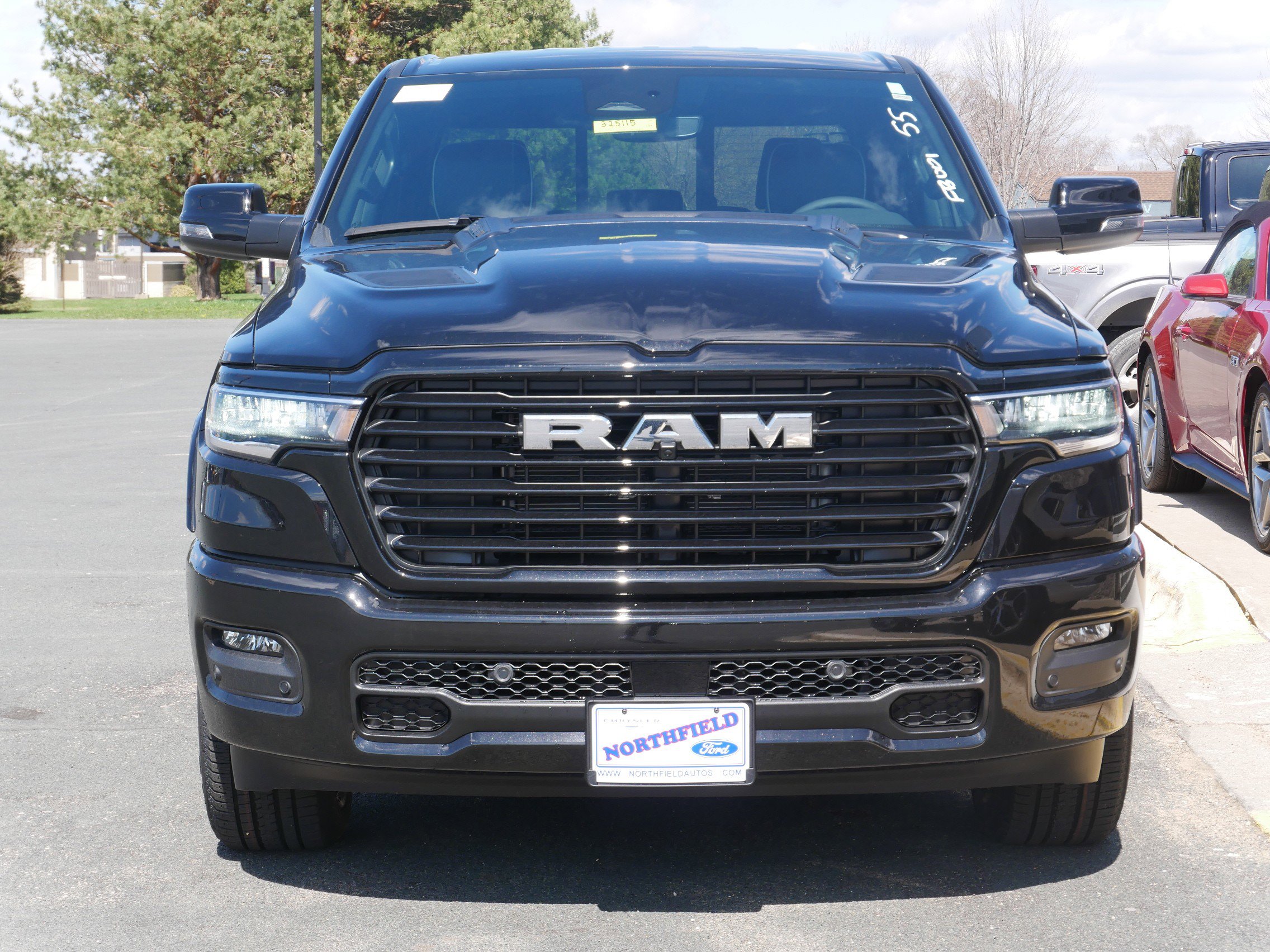2025 Ram 1500 Laramie photo 2