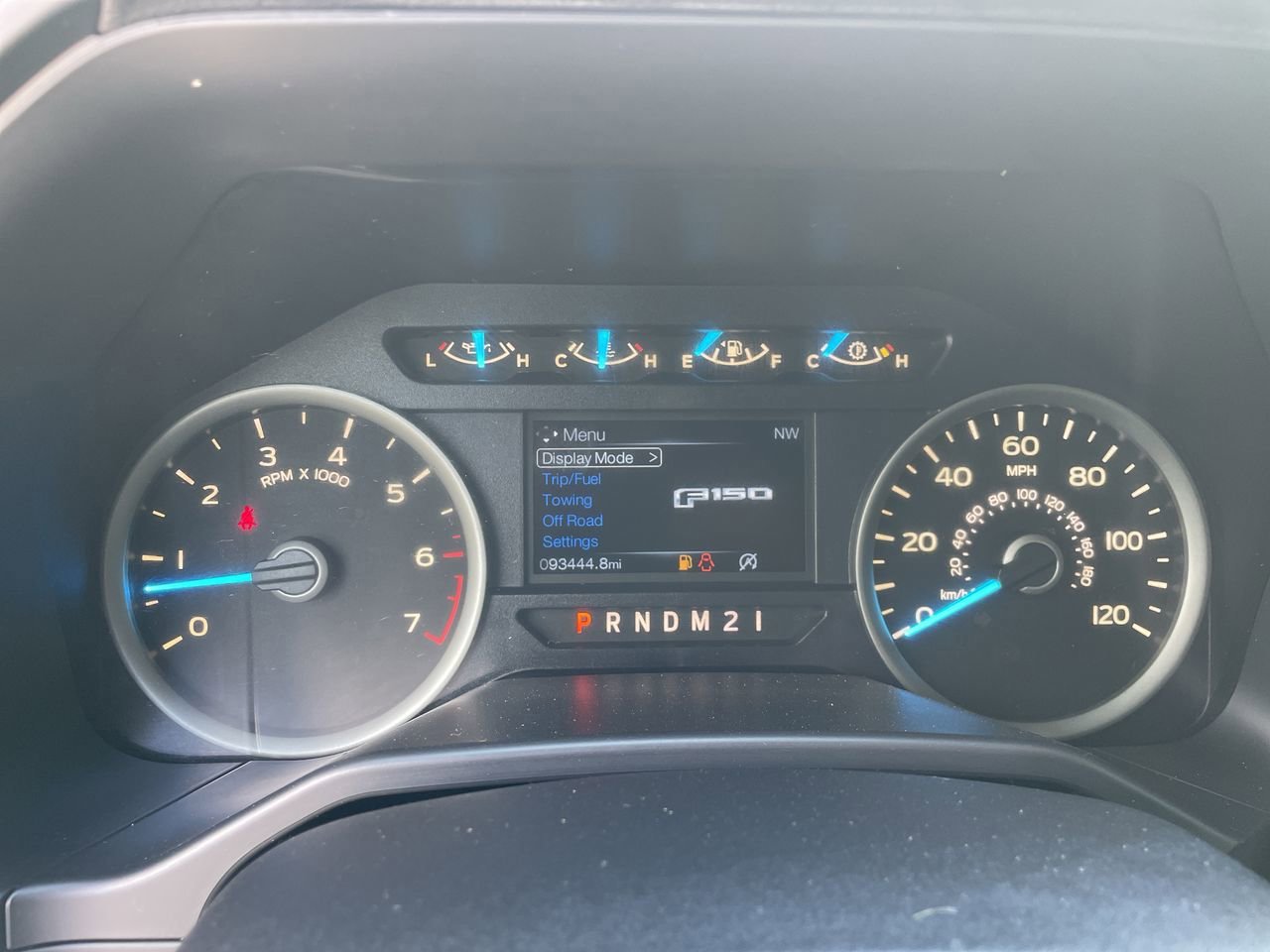 2015 Ford F-150 XLT photo 27