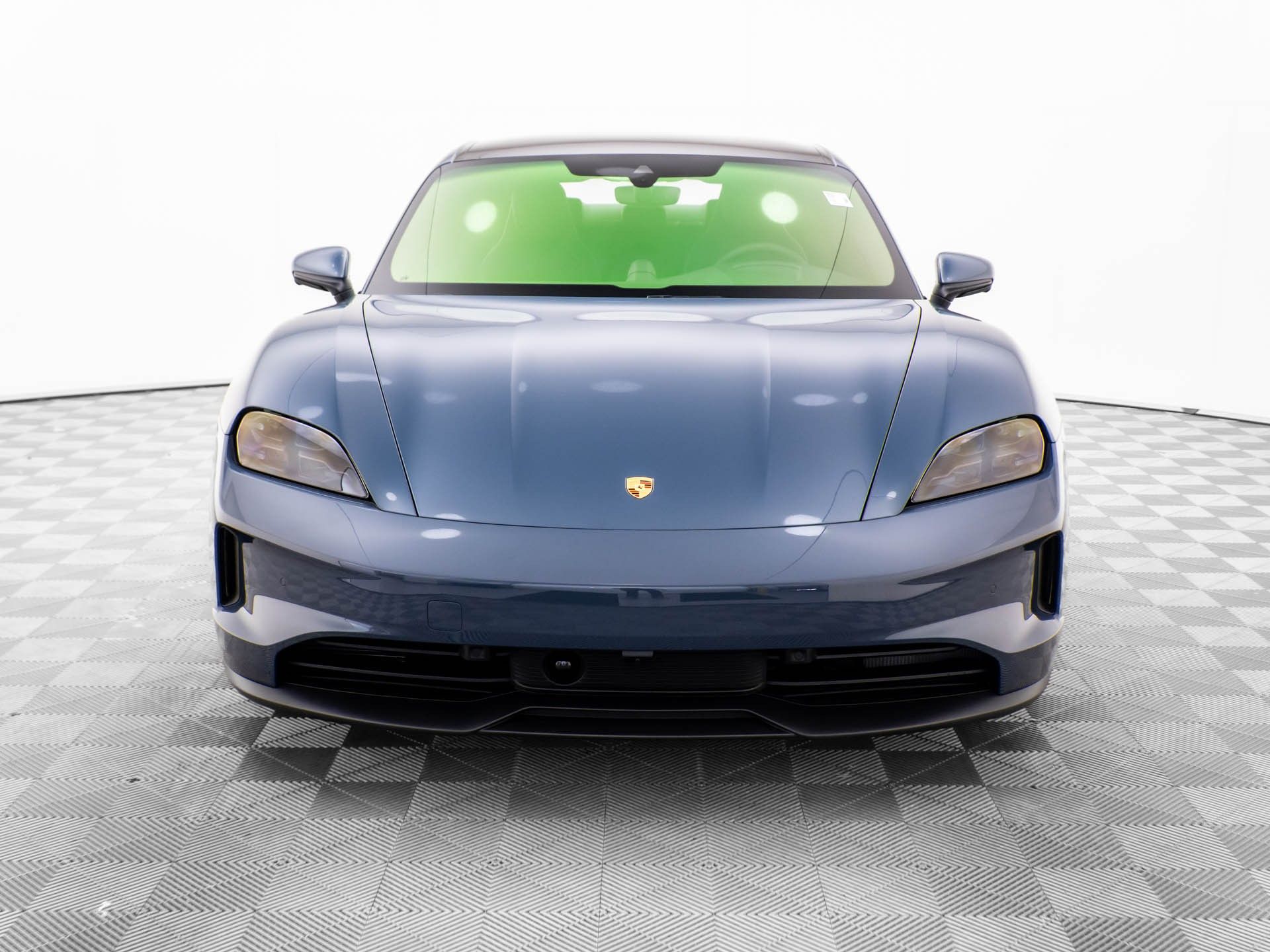 2026 Porsche Taycan 4 photo 9