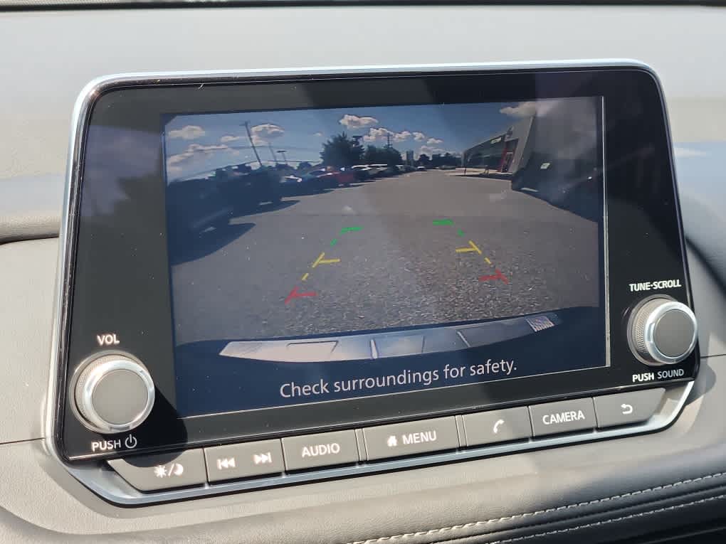 2026 Nissan Rogue SV photo 13