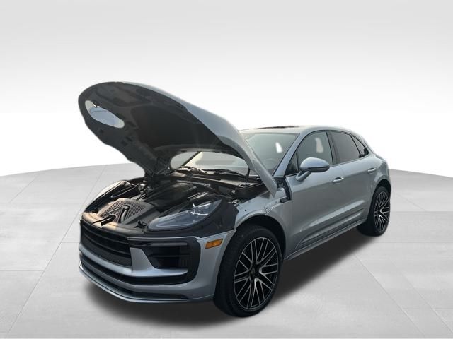 2022 Porsche Macan S photo 42