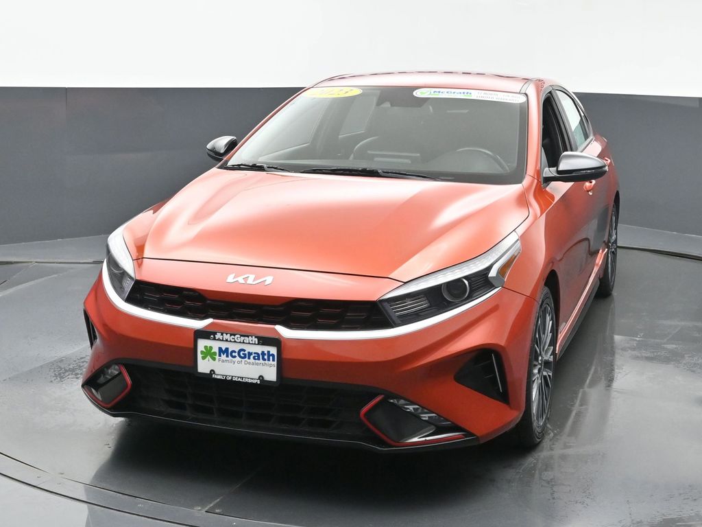 2023 Kia Forte GT-Line photo 3