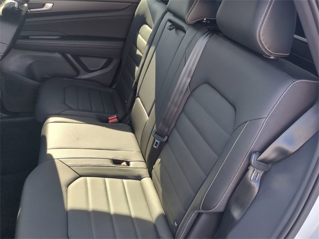 2025 Volkswagen Atlas Cross Sport SEL R-Line photo 11