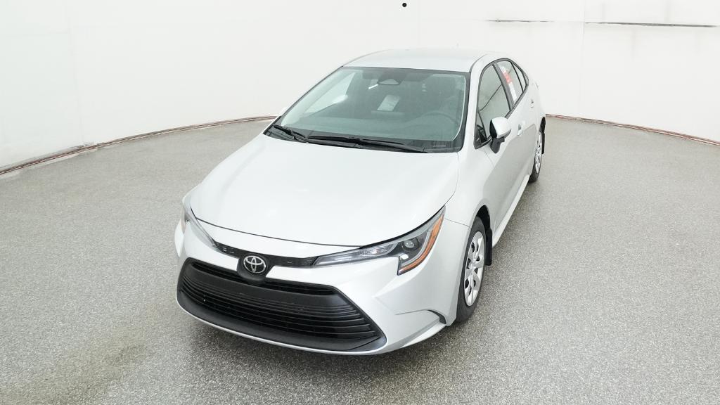 2026 Toyota Corolla LE photo 4