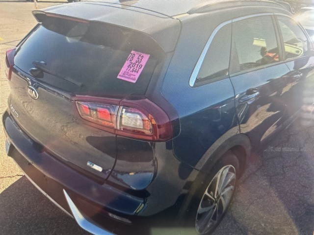 2019 Kia Niro Touring EX Premium photo 2