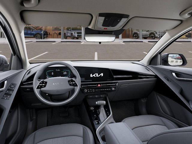 2025 Kia Niro EX Touring photo 13