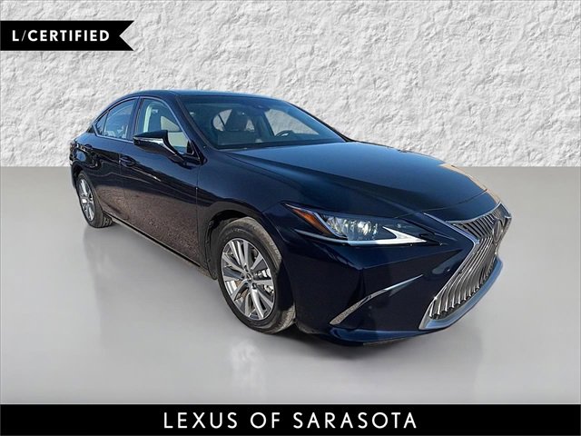 2021 Lexus ES 350's photo