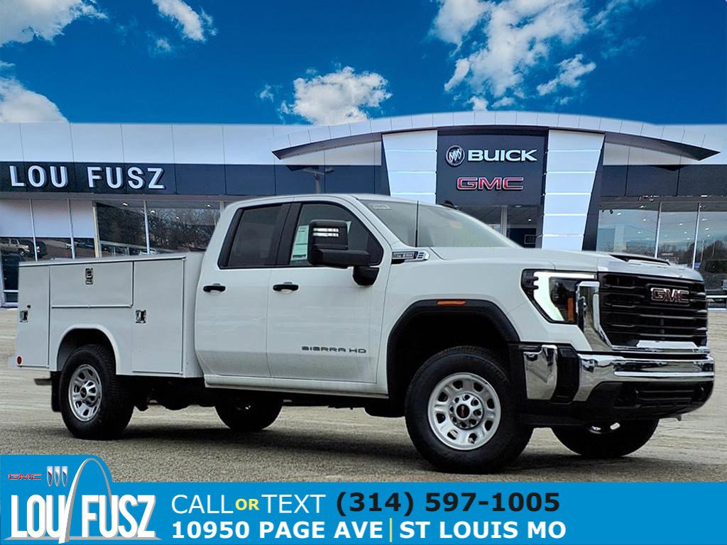 2025 GMC Sierra 3500HD Pro's photo