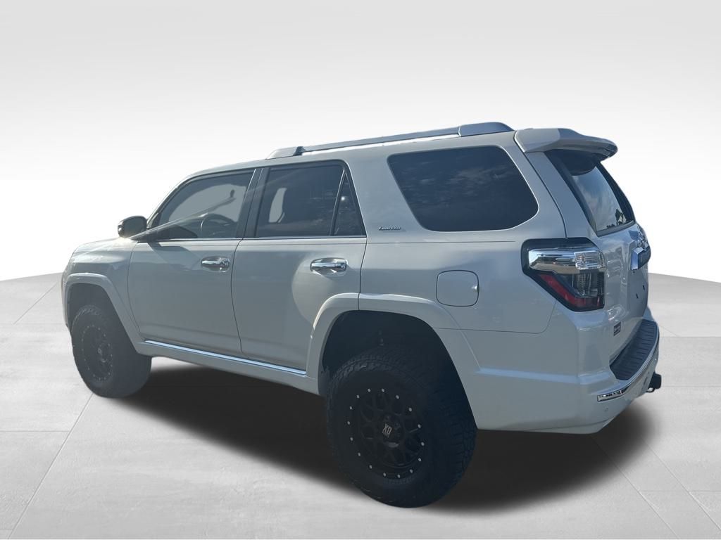 2019 Toyota 4Runner Limited photo 3