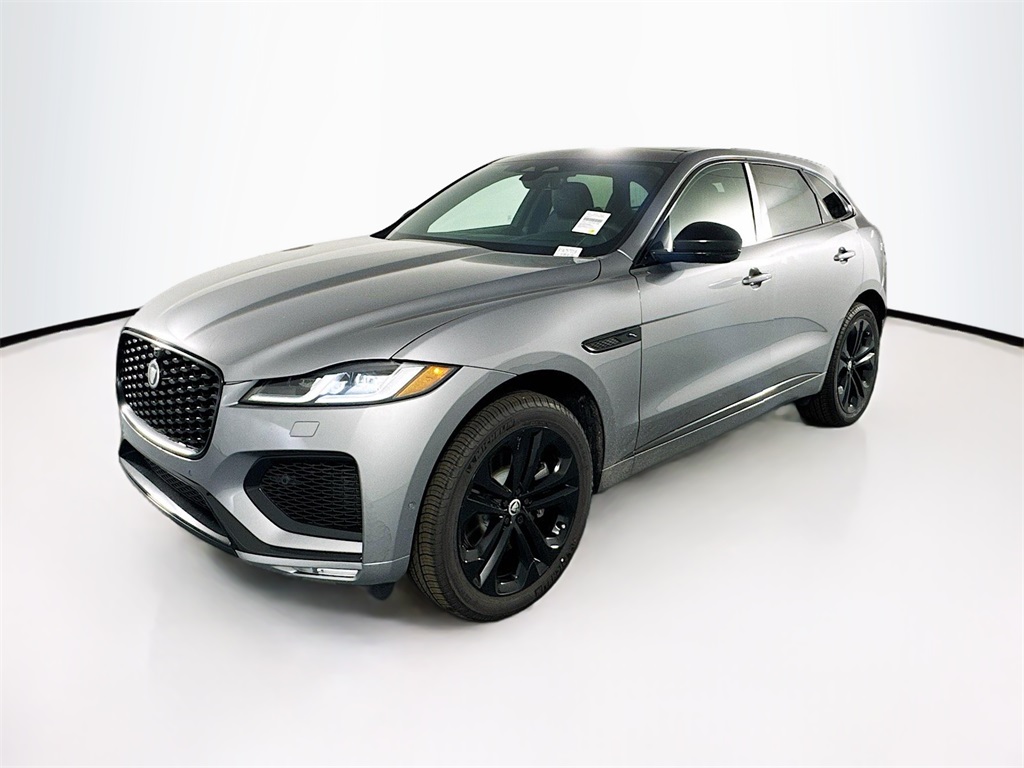 2026 Jaguar F-Pace R-Dynamic S's photo
