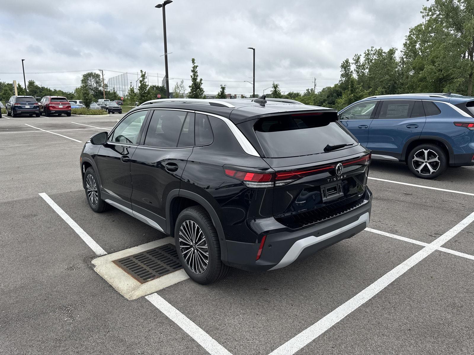 2025 Volkswagen Tiguan S photo 7