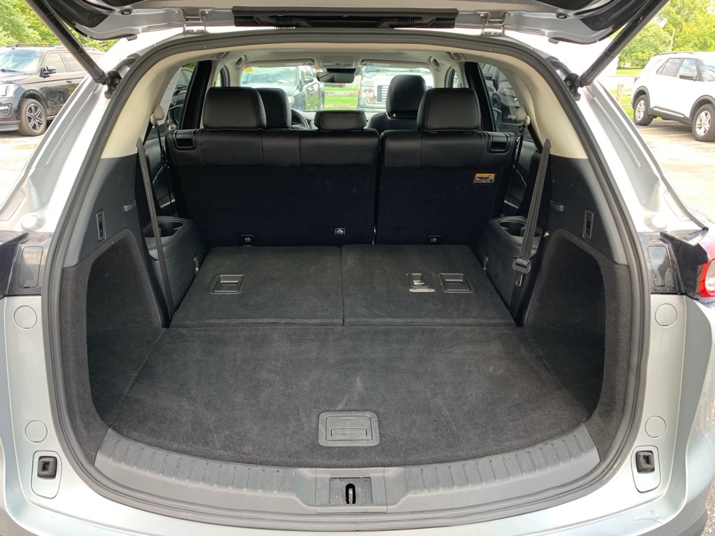 2023 Mazda CX-9 Touring photo 18