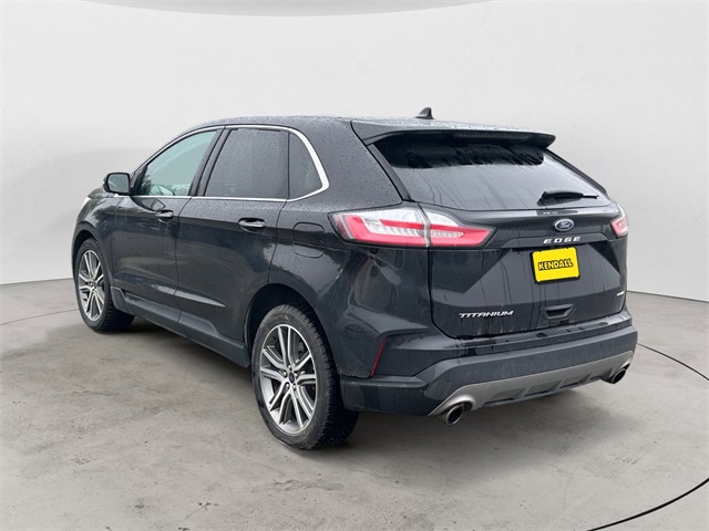 2024 Ford Edge Titanium photo 3