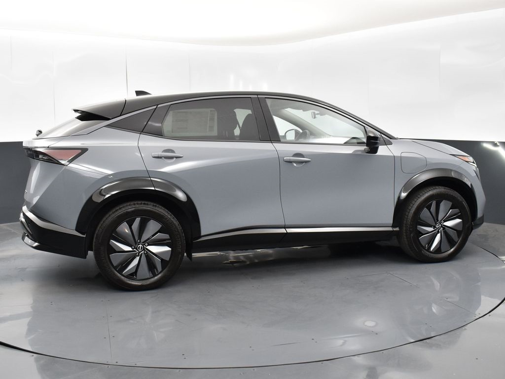 2025 Nissan ARIYA Engage e-4ORCE photo 8