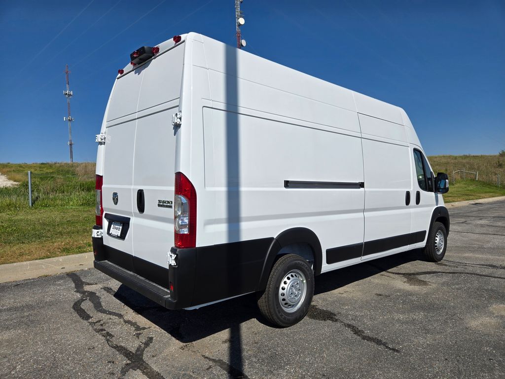 2026 Ram ProMaster 3500 photo 2