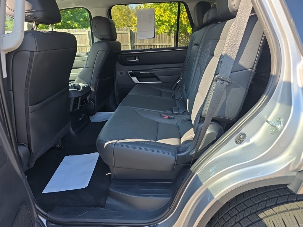 2023 Toyota Sequoia photo 7