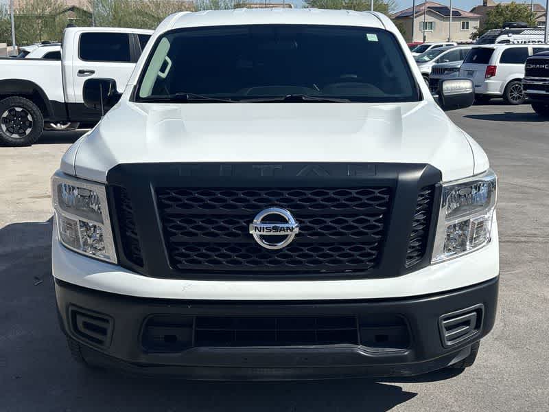 2017 Nissan Titan S photo 3