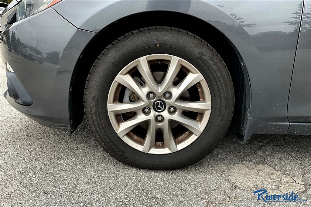 2015 Mazda Mazda3 Touring photo 7