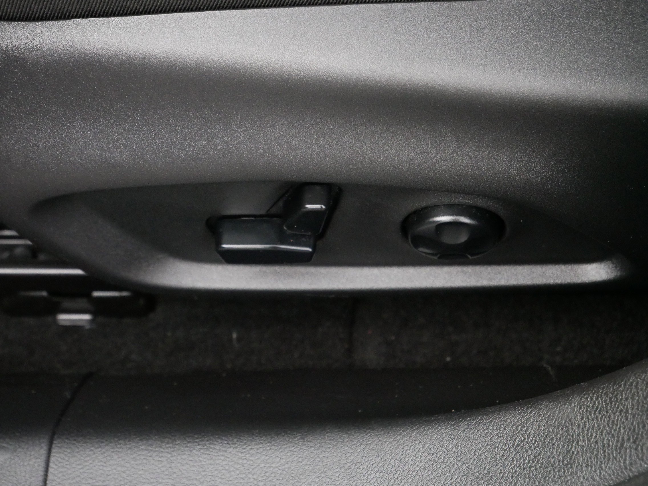 2018 Jeep Compass Latitude photo 19
