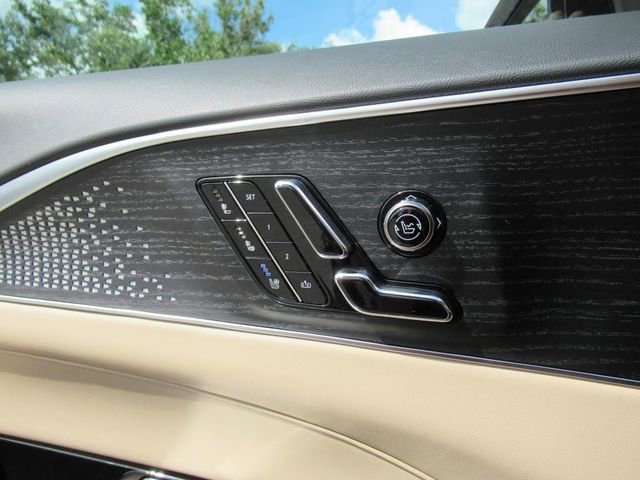 2026 Cadillac Lyriq photo 29